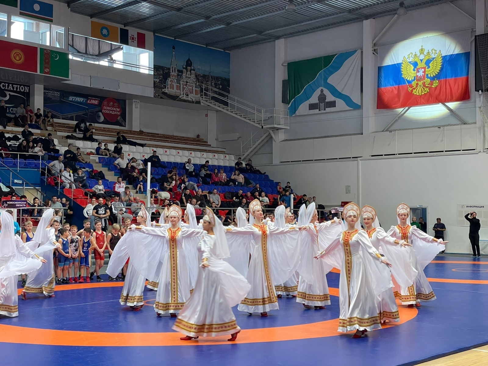 Торжественной церемонии открытия 44-х Всероссийских соревнованиях 