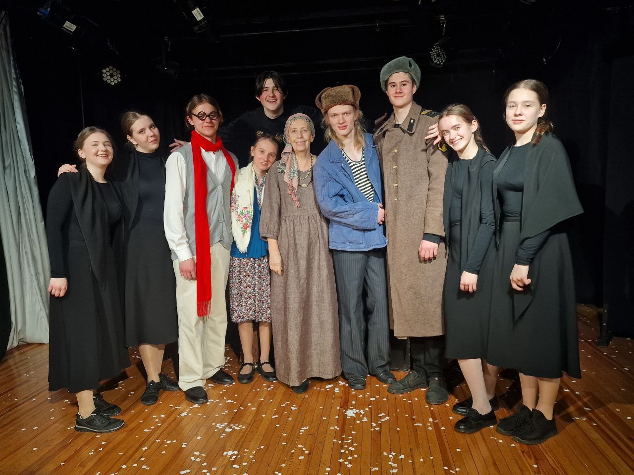 Спектакль "Бах-бах-бах" Спектакль "Бах-бах-бах"